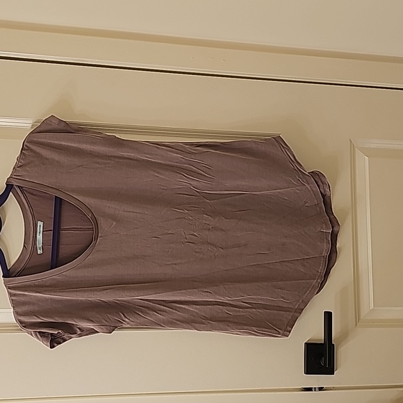 Women's Maurices Purple Short Sleeve Tee Size Large - Picture 1 of 4